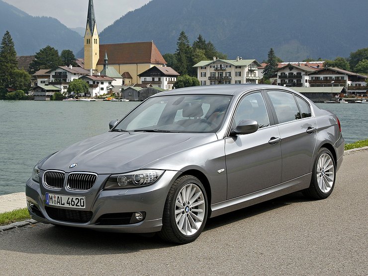 BMW бесплатно отремонтирует старенькие «трешки» 1 BMW бесплатно отремонтирует старенькие «трешки»