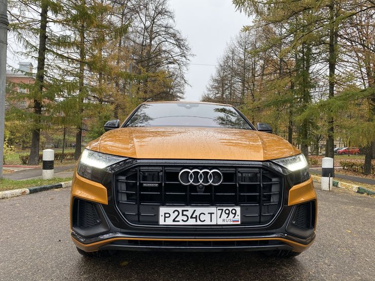 Тест-драйв кроссовера Audi Q8: завтра начинается сегодня
