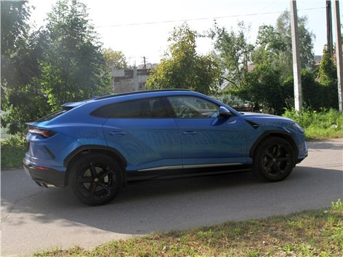Lamborghini Urus &ndash; больше чем Audi Q8?