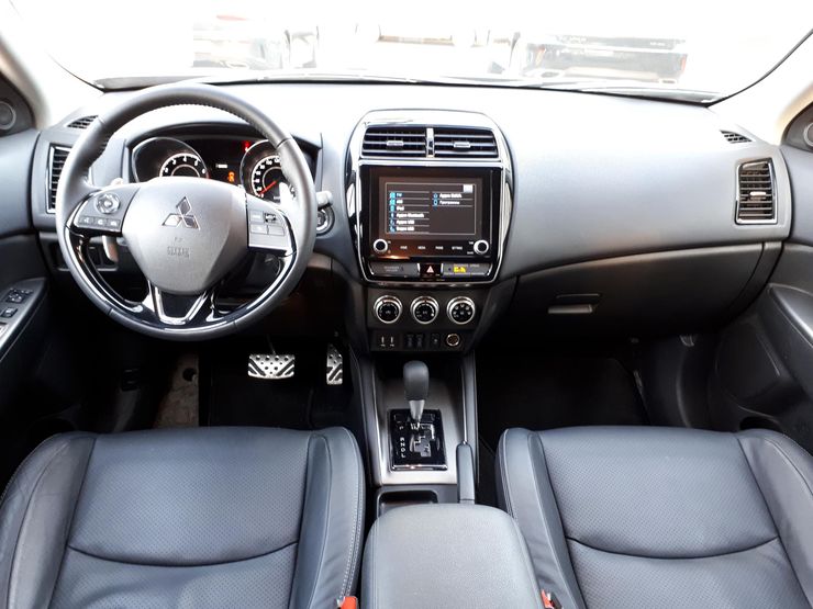 Меряемся приводами: сравнительный тест-драйв Renault Arkana и Mitsubishi ASX