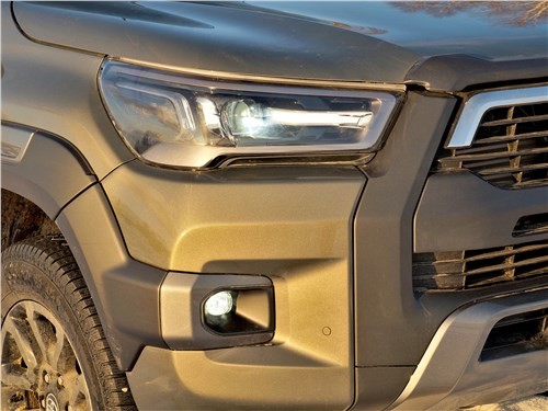 Toyota Hilux – когда больше ездить не на чем 8 Toyota Hilux – когда больше ездить не на чем
