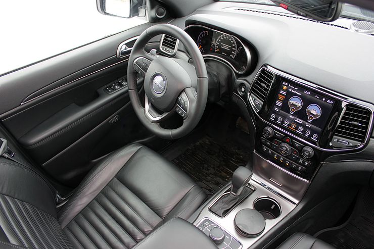 Положительные вибрации: тест-драйв Jeep Grand Cherokee S Limited 3 Положительные вибрации: тест-драйв Jeep Grand Cherokee S Limited
