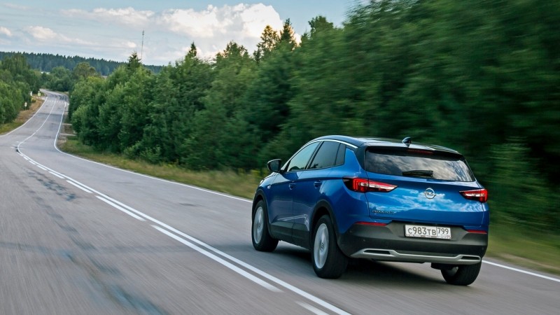 Верим во&nbsp;всё немецкое с&nbsp;кроссовером Opel Grandland X