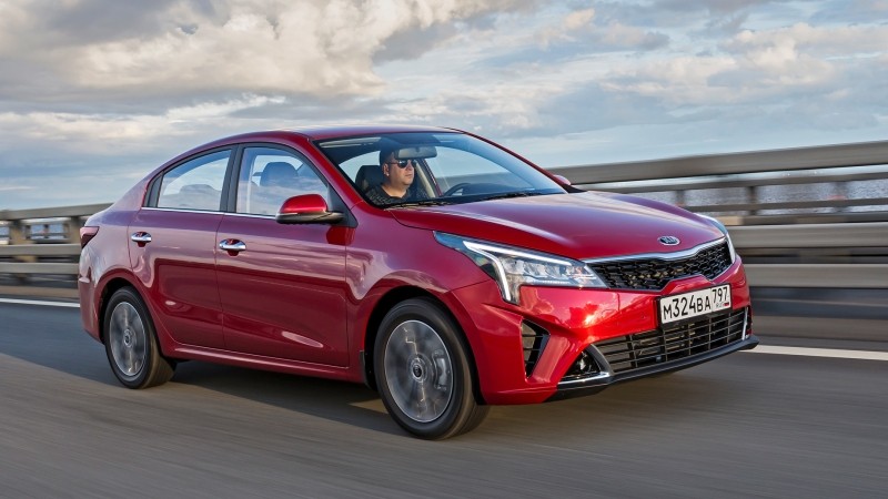 Вычисляем обновлённый седан Kia Rio по внешним признакам 8 Вычисляем обновлённый седан Kia Rio по внешним признакам