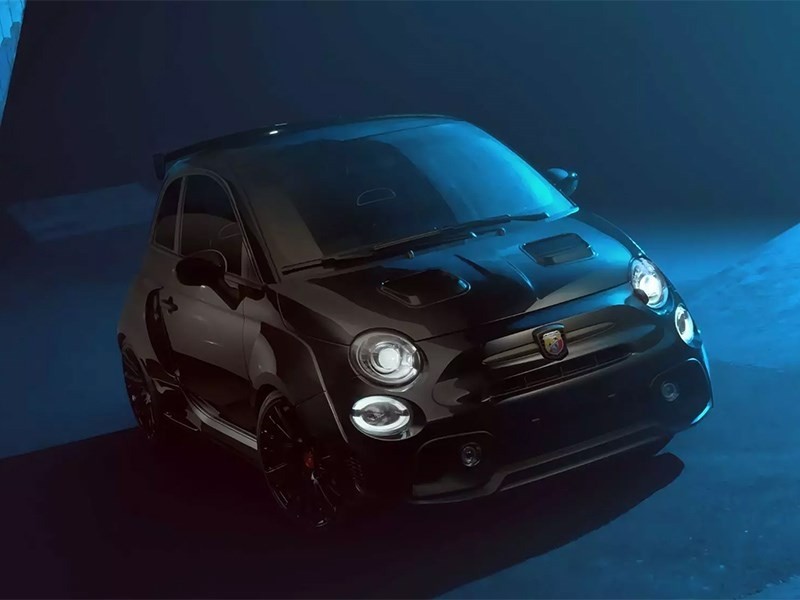Fiat 500 «Abarth» превратили в монстра
