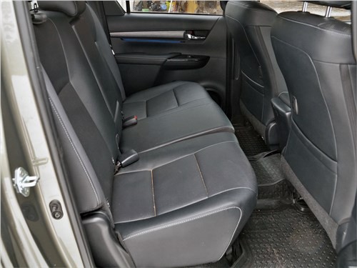Toyota Hilux – когда больше ездить не на чем 30 Toyota Hilux – когда больше ездить не на чем