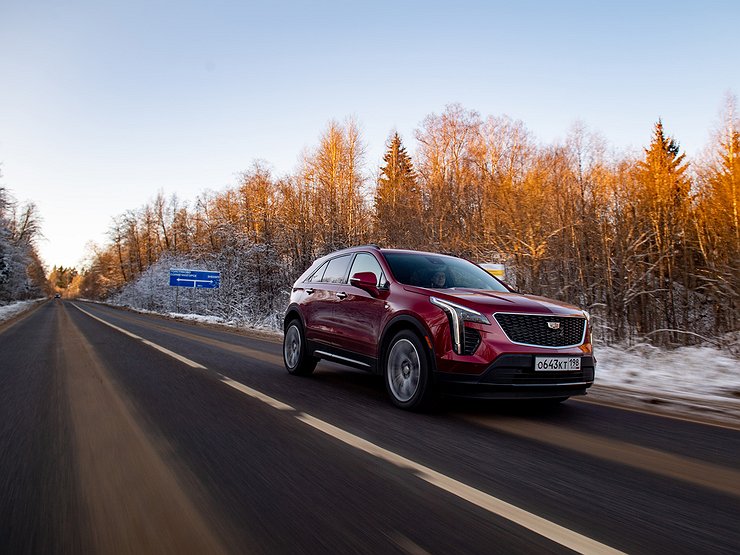 Младший брат: первый тест-драйв нового кроссовера Cadillac XT4