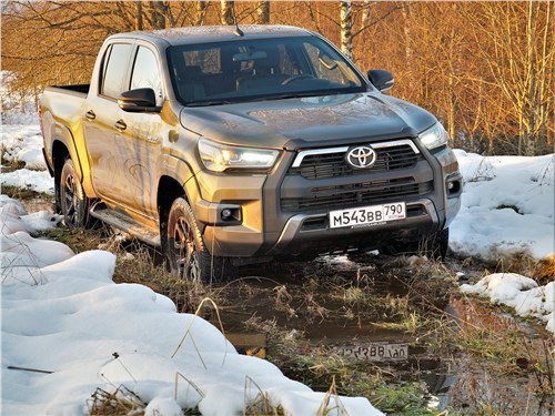 Toyota Hilux – когда больше ездить не на чем 50 Toyota Hilux – когда больше ездить не на чем