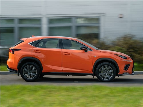 Lexus NX – как живется на стыке классов? 2 Lexus NX – как живется на стыке классов?