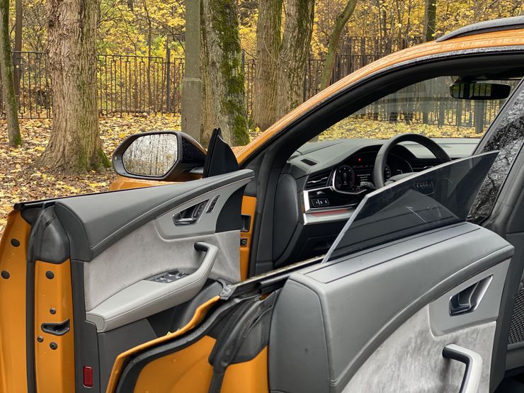 Тест-драйв кроссовера Audi Q8: завтра начинается сегодня