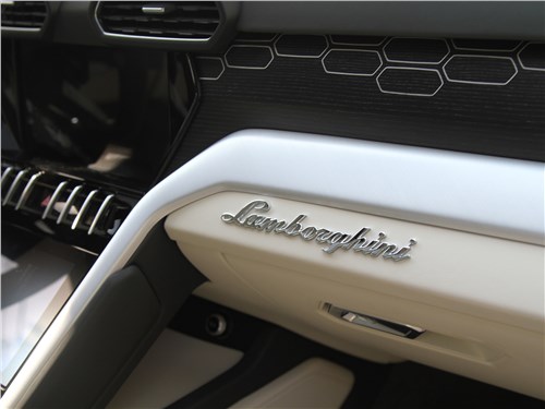 Lamborghini Urus &ndash; больше чем Audi Q8?