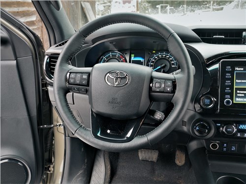Toyota Hilux – когда больше ездить не на чем 18 Toyota Hilux – когда больше ездить не на чем
