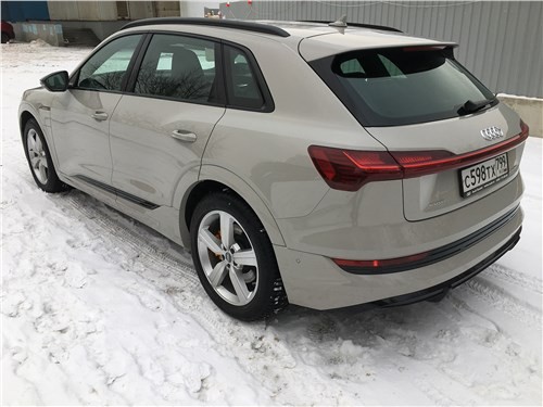 AUDI e-tron &ndash; минусы инновационной революции