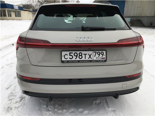 AUDI e-tron &ndash; минусы инновационной революции