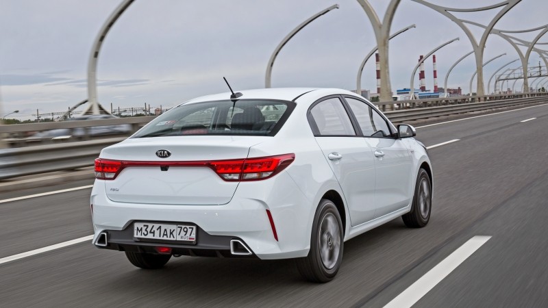Вычисляем обновлённый седан Kia Rio по внешним признакам 7 Вычисляем обновлённый седан Kia Rio по внешним признакам