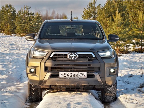 Toyota Hilux – когда больше ездить не на чем 4 Toyota Hilux – когда больше ездить не на чем