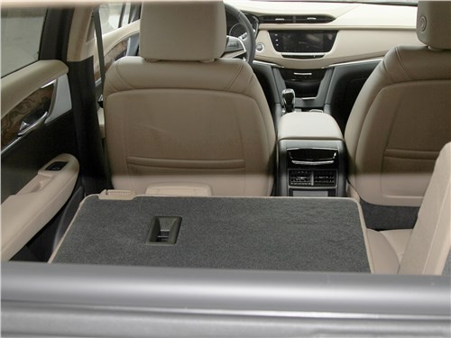 Тест-драйв Cadillac XT5 (поколение I рестайлинг) - Автомобиль по-американски