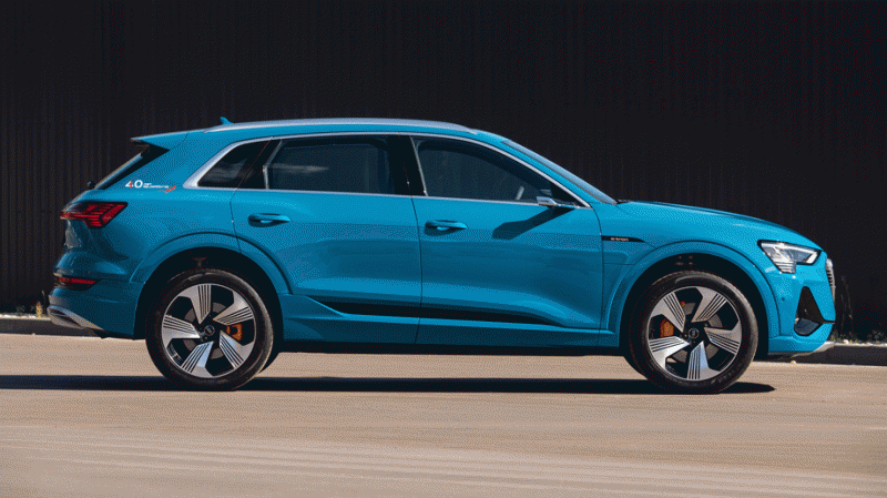 Подпитываем интерес к&nbsp;четырём кольцам, разряжая Audi e-tron
