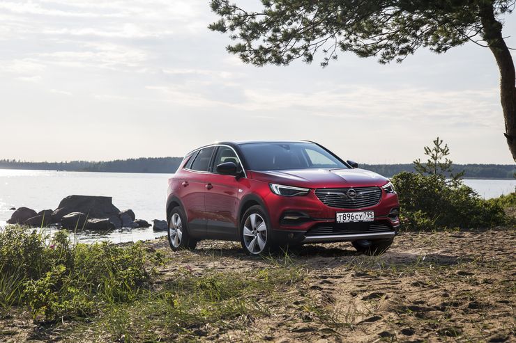 Мистер «Икс»: длительный тест-драйв Opel Grandland X 2 Мистер «Икс»: длительный тест-драйв Opel Grandland X