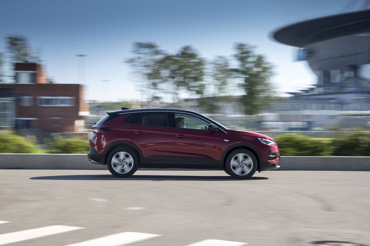 Мистер «Икс»: длительный тест-драйв Opel Grandland X 6 Мистер «Икс»: длительный тест-драйв Opel Grandland X