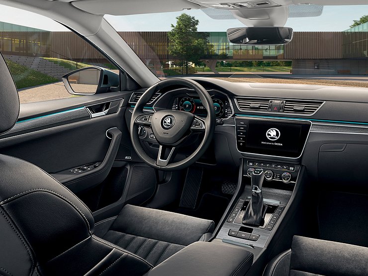 Skoda распродает автомобили со скидками до 225 000 рублей