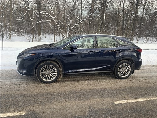 Тест-драйв Lexus RX (поколение IV рестайлинг 2) — Оправдание существования