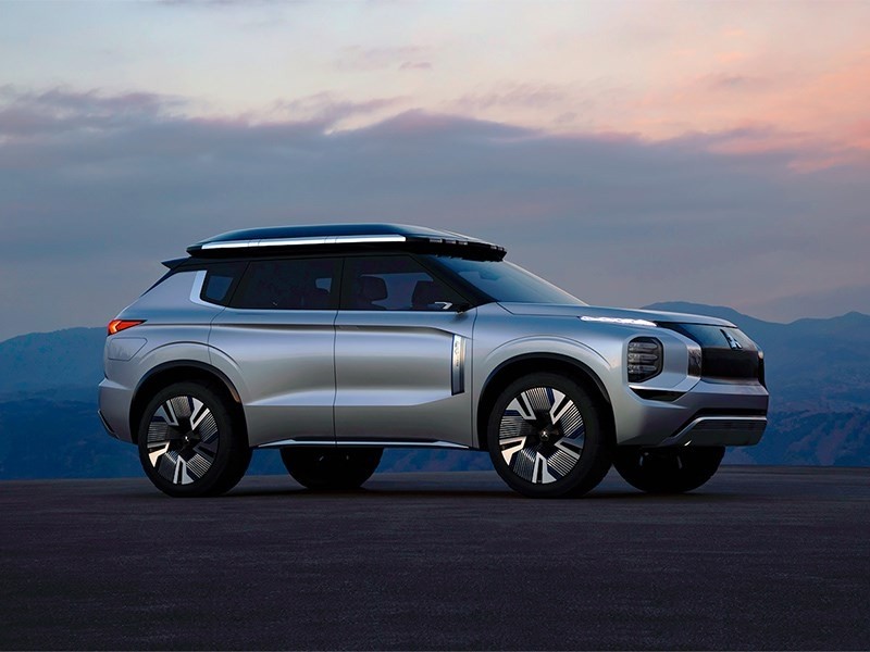 Mitsubishi запустил производство нового Outlander