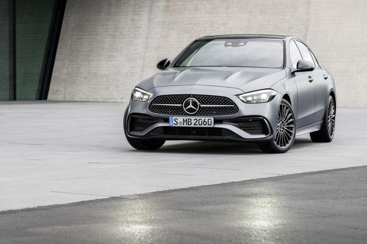 Первый обзор новейшего Mercedes-Benz C-класса