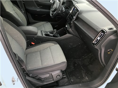 Volvo XC40 - для кого он?