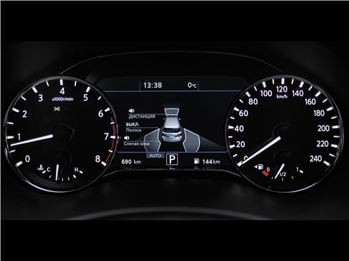 Тест-драйв Infiniti QX80 (поколение I рестайлинг) - Может ли танк быть комфортным