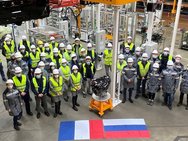 Автомобили Peugeot и Citroen становятся еще более российскими