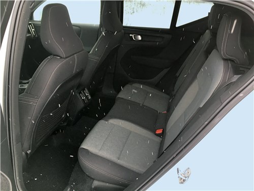 Volvo XC40 - для кого он?