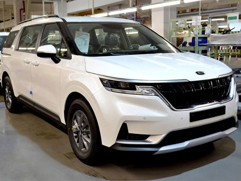 Kia Carnival встал на производство в России