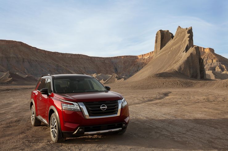 Nissan представил новый Pathfinder, который приедет и в Россию