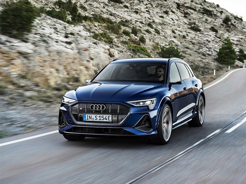 Audi везет в Россию три электрокара