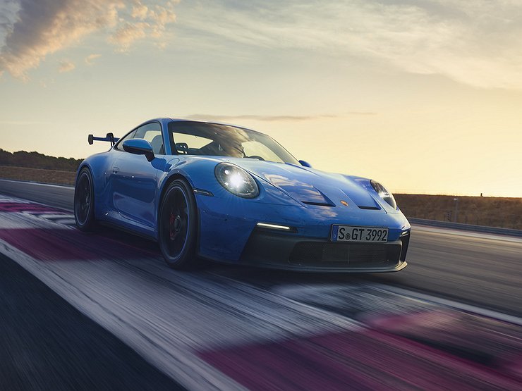 Против экологических трендов: в Россию едет особый Porsche 911 GT3