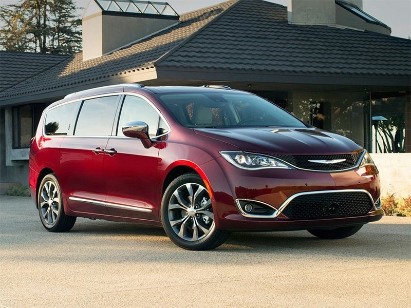 Глава Stellantis пообещал не губить Chrysler