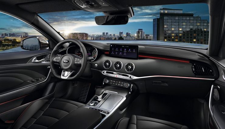 В России стартовали продажи обновленного Kia Stinger
