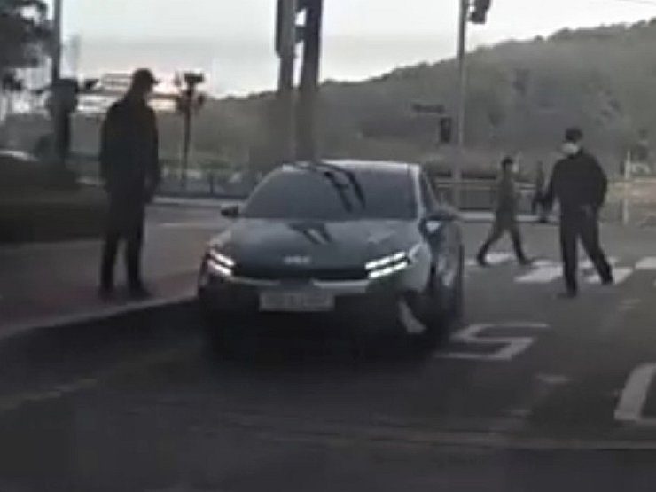 Опубликованы первые фотографии обновленного Kia Cerato 1 Опубликованы первые фотографии обновленного Kia Cerato
