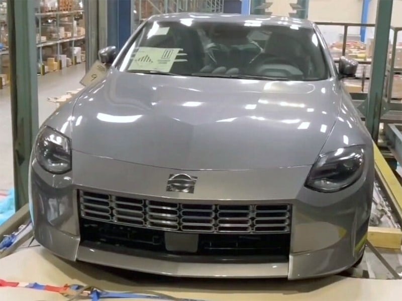 Серийный Nissan 400Z запечатлели на фото — новость от Nissan