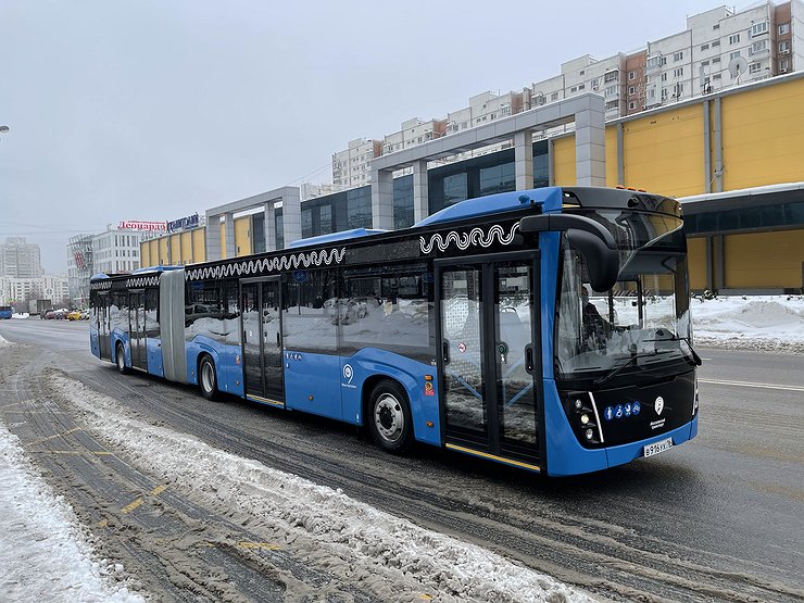 КАМАЗ специально для Москвы сделал «толкающий» автобус-гармошку 1 КАМАЗ специально для Москвы сделал «толкающий» автобус-гармошку