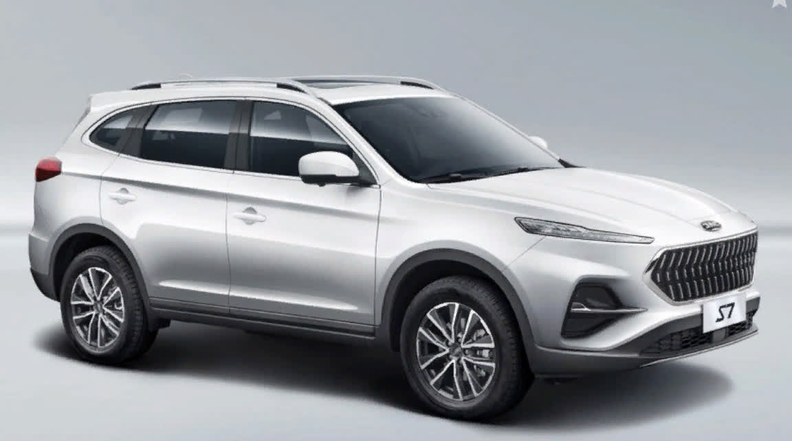 В России начались продажи новейшего кроссовера JAC S7 В России начались продажи новейшего кроссовера JAC S7
