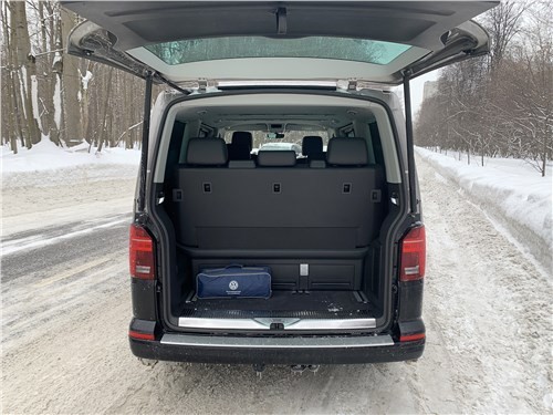 Volkswagen Multivan - универсален во всем? 15 Volkswagen Multivan - универсален во всем?