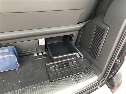 Volkswagen Multivan - универсален во всем? 16 Volkswagen Multivan - универсален во всем?