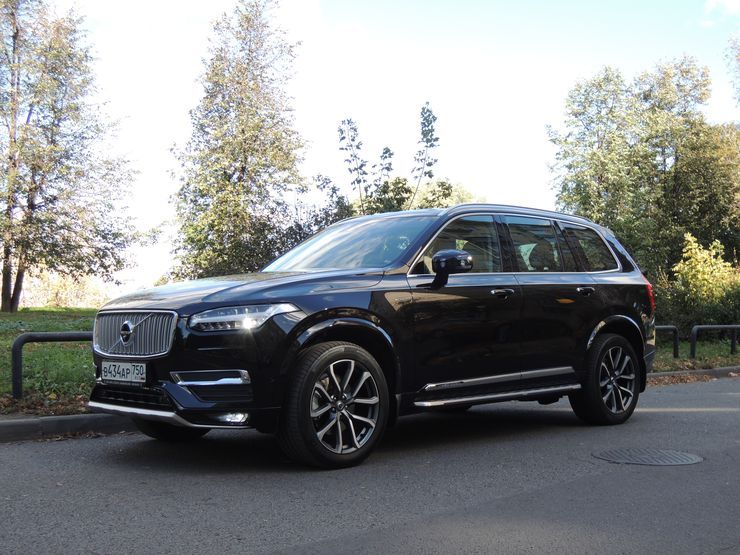 Премиум в тени: сравнительный тест Jeep Grand Cherokee, Volvo XC90 и Infiniti QX60