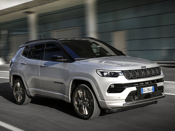 Обновленный Jeep Compass: в чем сила, брат?