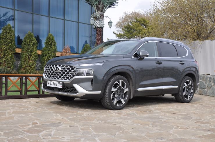 Капремонт по-корейски: первый тест-драйв нового Hyundai Santa Fe