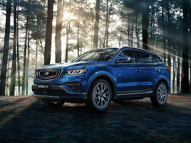 На российский рынок выходит новейший кроссовер Geely Atlas PRO