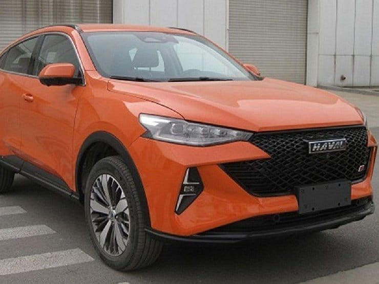 Опубликованы первые фотографии обновленного кроссовера Haval F7x