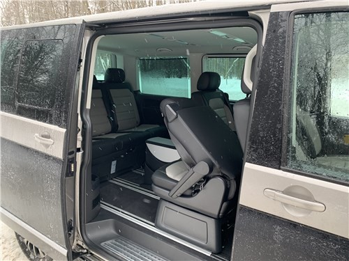 Volkswagen Multivan - универсален во всем? 4 Volkswagen Multivan - универсален во всем?